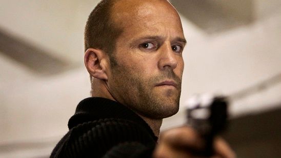 Imagem da notícia Meg: "Jurassic Park com tubarões" estrelado por Jason Statham ganha data de estreia