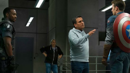 Imagem da notícia Que tal visitar o set de Vingadores: Guerra Infinita? Diretores oferecem essa chance