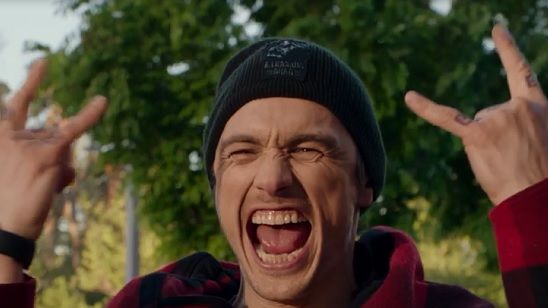 Imagem da notícia James Franco assusta o sogrão Bryan Cranston no trailer da comédia Why Him?