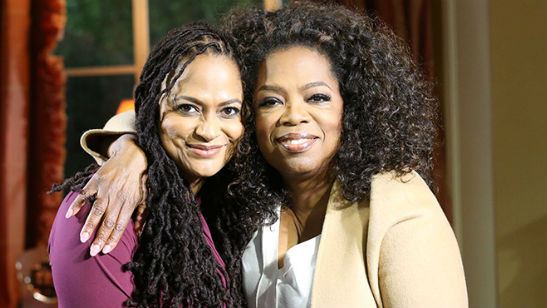 Oprah Winfrey pode retomar parceria com Ava DuVernay na adaptação Uma Dobra no Tempo