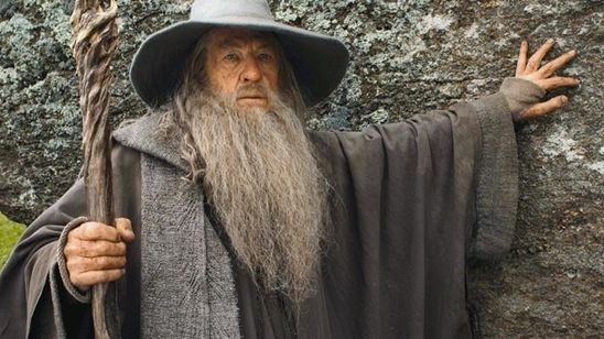 Imagem da notícia Ofereceram US$ 1,5 milhão para Ian McKellen se vestir de Gandalf e... ele recusou