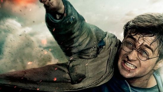 Imagem da notícia Warner desmente rumores de filme sobre Harry Potter e a Criança Amaldiçoada