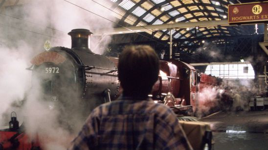 Imagem da notícia Fãs de Harry Potter poderão andar no Expresso de Hogwarts e participar de torneio de Quadribol em festival nos EUA