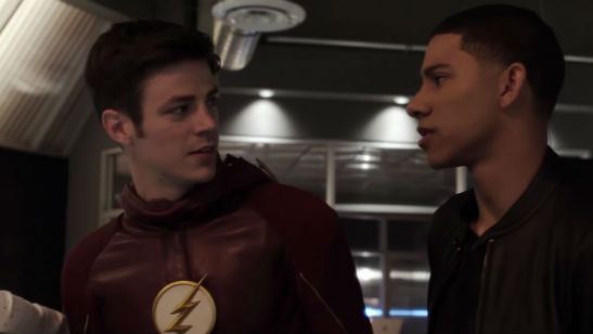 Barry Allen precisa consertar seus erros em novo trailer da terceira temporada de The Flash