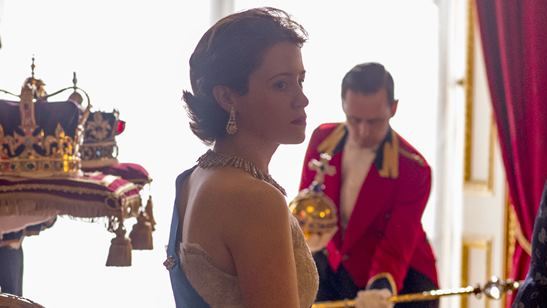 The Crown: Série 'mais cara da Netflix' ganha trailer, novas imagens e primeiro cartaz