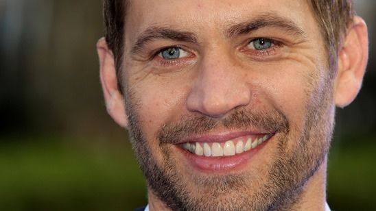 Imagem da notícia Três anos após a morte de Paul Walker, elenco de Velozes & Furiosos presta tributo ao ator nas redes sociais
