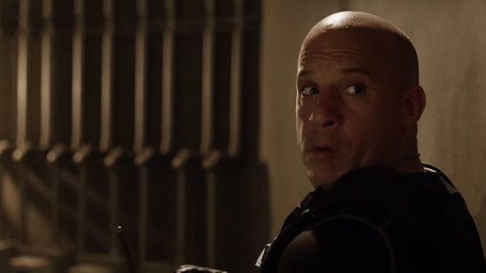 Imagem da notícia Velozes & Furiosos 8: Vin Diesel dá as costas à família no comercial do Super Bowl