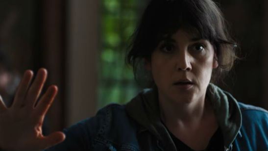 Veja o trailer de Já Não Me Sinto em Casa Nesse Mundo, grande vencedor do Festival de Sundance