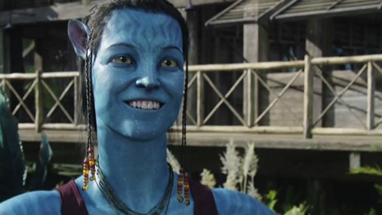 Imagem da notícia Avatar 2 começa a ser rodado no segundo semestre de 2017, diz Sigourney Weaver: "Esses roteiros são incríveis demais"