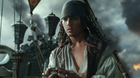 Jack Sparrow é o alvo dos mortos em novo vídeo de Piratas do Caribe - A Vingança de Salazar