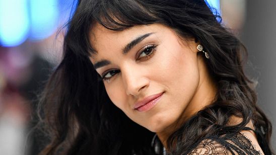 Imagem da notícia Sofia Boutella, de A Múmia, vai estrelar a adaptação do clássico Fahrenheit 451