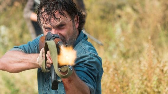 Imagem da notícia The Walking Dead retoma as filmagens da 8ª temporada após morte do dublê John Bernecker