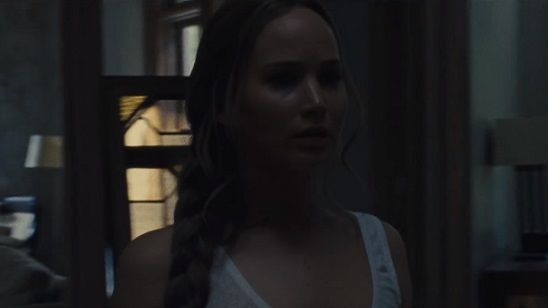 Imagem da notícia Teaser de Mãe! pesa a mão no suspense e nos gritos: "Deus ajude você"