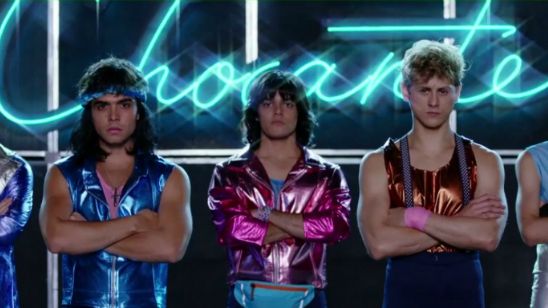 Imagem da notícia Chocante: Confira o clipe do hit 'Choque de Amor', música-tema do filme