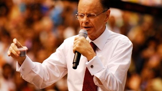 Imagem da notícia Netflix compra direitos de exibição de filme sobre Edir Macedo