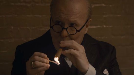 Imagem da notícia O Destino de Uma Nação: Novo trailer mostra por que Gary Oldman é cotado para o Oscar 2018