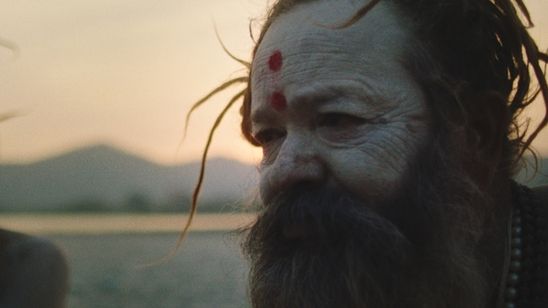 Imagem da notícia Documentário de Heitor Dhalia sobre ioga ganha trailer: "Não é só um exercício físico"