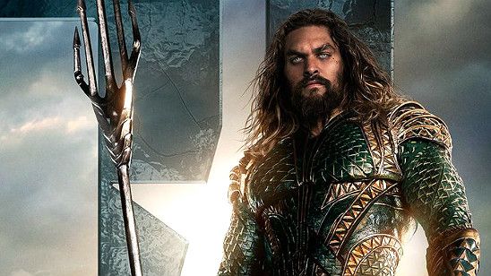 Imagem da notícia Liga da Justiça: Jason Momoa revela como o Aquaman consegue seu "tridente" para o filme
