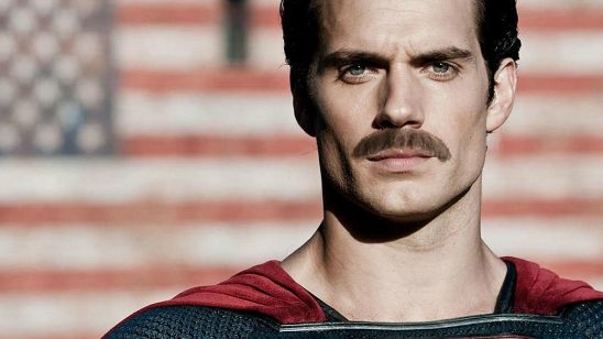 Imagem da notícia Liga da Justiça: Paramount teria recusado oferta da Warner para adicionar bigode digital em Henry Cavill em Missão Impossível 6