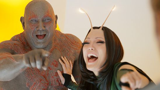 Imagem da notícia James Gunn comenta envolvimento entre Drax e Mantis em Guardiões da Galáxia Vol. 2