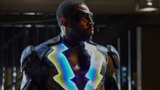 Black Lightning: Confira o cartaz poderoso da nova série da CW