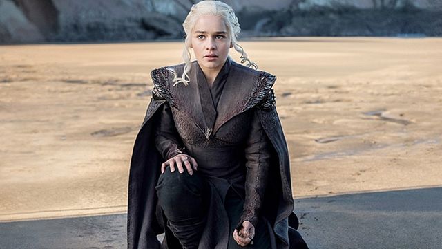 Imagem da notícia Game of Thrones: Presidente da HBO revela que possível série derivada só chega após 2020