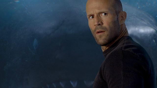 Jason Statham, suspense e terror nos mares no trailer de Megatubarão (Exclusivo)