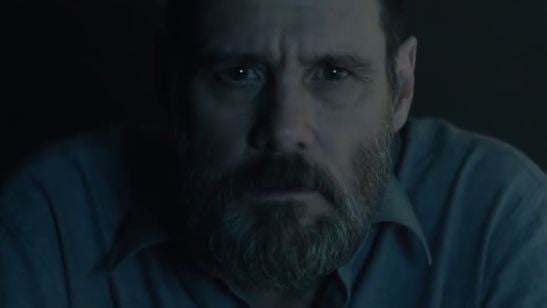 Jim Carrey vive detetive atormentado em trailer do novo suspense policial Dark Crimes