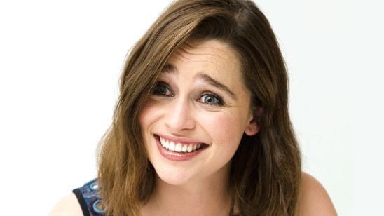Imagem da notícia Emilia Clarke falta a sessão de Han Solo: Uma História Star Wars para assistir ao casamento real