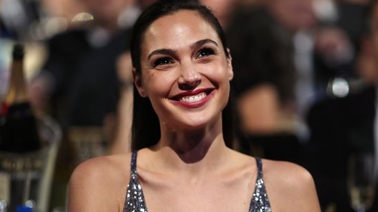 Imagem da notícia Gal Gadot pode viver jornalista próxima de Fidel Castro em filme baseado em fatos