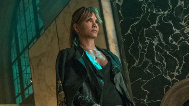 Halle Berry surge na primeira imagem oficial de John Wick 3