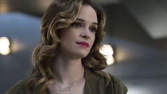 Imagem da notícia The Flash: Danielle Panabaker vai dirigir um episódio da 5ª temporada