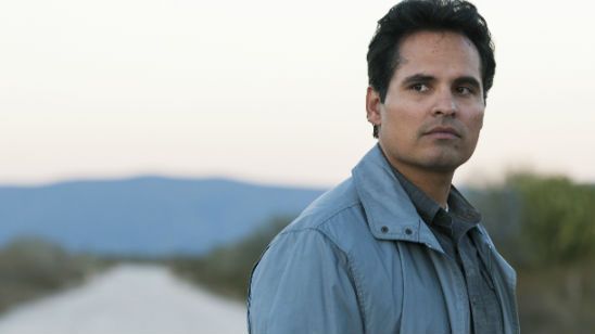 Imagem da notícia Veja as primeiras fotos de Michael Peña e Diego Luna em Narcos: México