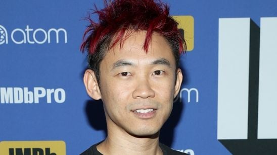 Imagem da notícia Comic-Con 2018: James Wan visitou fãs de Aquaman na fila do painel da Warner