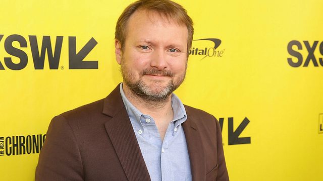 Imagem da notícia Rian Johnson explica por que deletou mais de 20 mil tuítes antigos após escândalo James Gunn