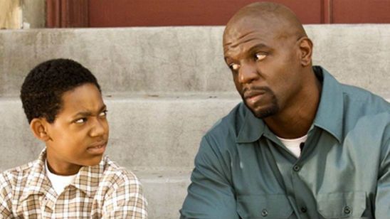Imagem da notícia Tyler James Williams, de Todo Mundo Odeia o Chris, parabeniza Terry Crews no Twitter