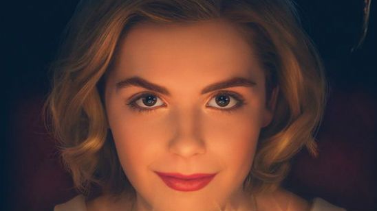 Imagem da notícia O Mundo Sombrio de Sabrina ganha novo cartaz fofo e assustador