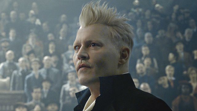 Imagem da notícia Johnny Depp revela por que J.K. Rowling apoiou sua escalação na franquia Animais Fantásticos