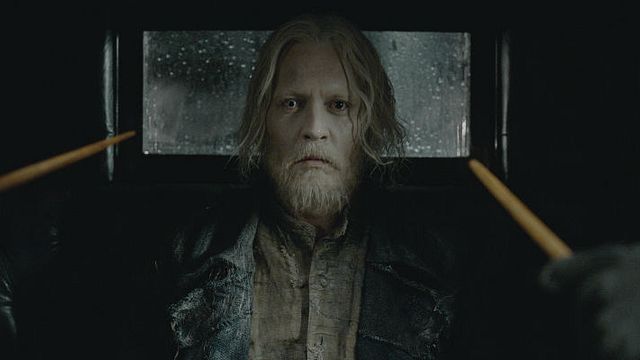 Imagem da notícia Animais Fantásticos: Elenco apresenta vilão Grindelwald em divertido vídeo (Exclusivo)