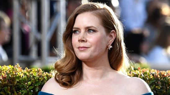 Imagem da notícia Globo de Ouro 2019: Amy Adams é derrotada nas duas categorias em que foi indicada
