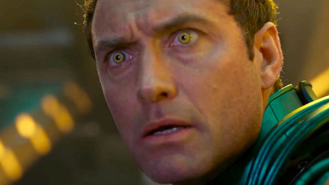 Imagem da notícia Capitã Marvel: Livro oficial confirma identidade de Jude Law