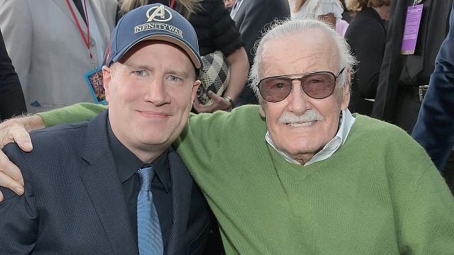 Imagem da notícia Capitã Marvel: Kevin Feige explica como surgiu a homenagem a Stan Lee