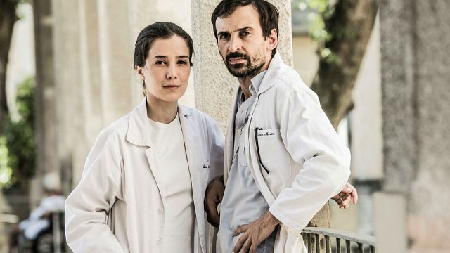 Imagem da notícia Sob Pressão: Veja uma foto do retorno de Marjorie Estiano para a 3ª temporada (Exclusivo)