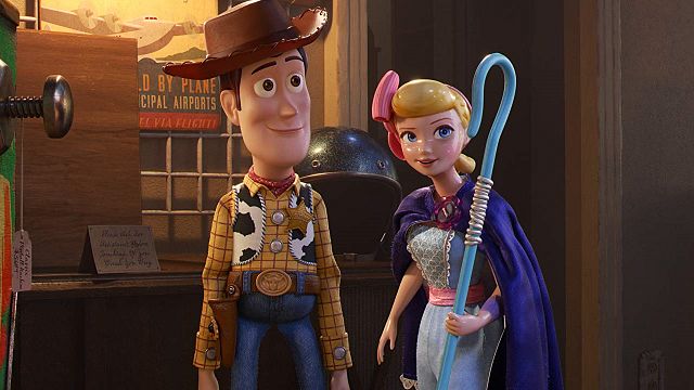 Imagem da notícia Toy Story 4: Brinquedo de Natal assustador foi cortado do filme