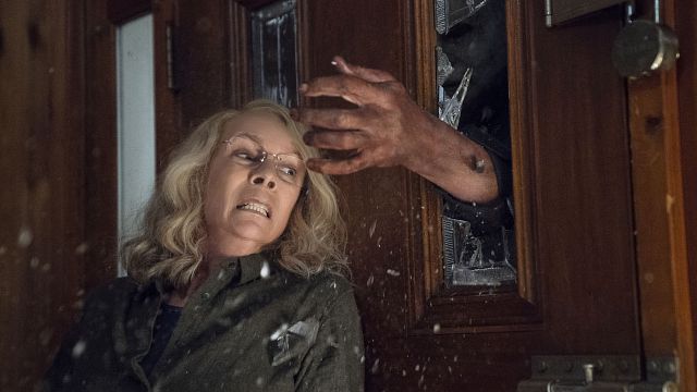 Imagem da notícia Halloween 2: Jamie Lee Curtis é confirmada na sequência do remake