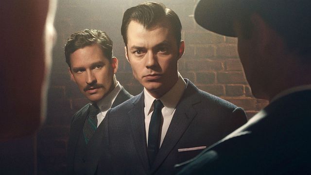 Imagem da notícia Pennyworth: Prelúdio de Batman tenta equilibrar inovação e personagens inspirados nas HQs (Primeiras Impressões)