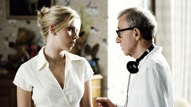 Imagem da notícia Scarlett Johansson diz que trabalharia com Woody Allen novamente