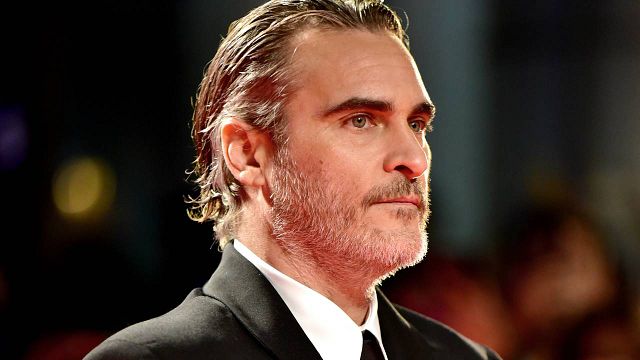 Imagem da notícia Coringa: Joaquin Phoenix chegou a abandonar set de filmagens e assustar elenco