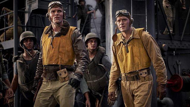 Imagem da notícia Midway - Batalha em Alto Mar: "É bom lembrar que jovens deram suas vidas pela democracia", afirma diretor Roland Emmerich (Entrevista Exclusiva)