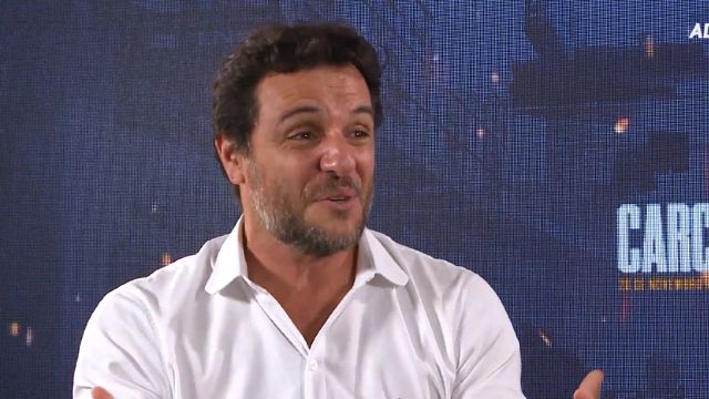 Imagem da notícia Carcereiros - O Filme: "A gente queria fazer uma série que fosse igual ao filme, mas não podia", diz Rodrigo Lombardi (Entrevista Exclusiva)
